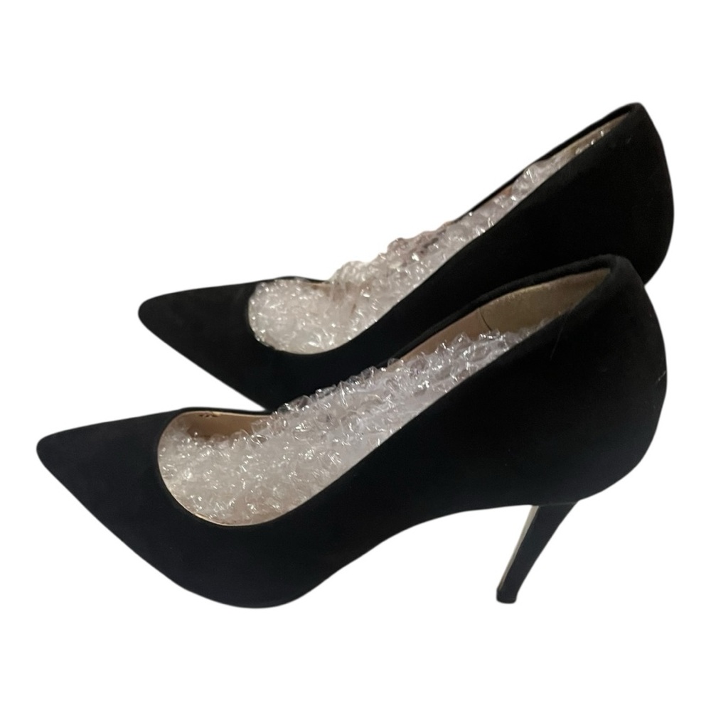 Source Unknown Classic Black Heels EUC - image 5